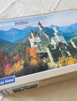 4 verschiedene Puzzle-Spiele: Schlösser Neuschwanstein & Sanssouci, Hund (Collie) auf Wiese + New York Retro / pro Spiel 9 € VB - Magdeburg