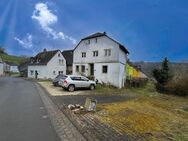 Zwangsversteigerung im Juni - Wohnhaus mit Hofstelle und Grünland - provisionsfrei für Ersteher - Rorodt
