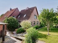 Zwei Häuser unter einem Dach - Vielseitiges Familiendomizil in ruhiger Sackgassenlage - Lüneburg