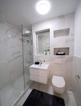 * 2-Zimmer in Sulzbach - frisch renoviert, modern, von privat * - Sulzbach (Taunus)