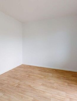 Ab sofort verfügbar - 3 Zimmer in der 2. Etage - Halle (Saale)