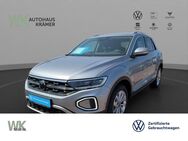 VW T-Roc, 1.0 TSI Style, Jahr 2023 - Groß Bieberau