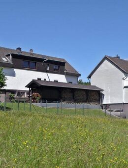 Ein Grundstück, zwei Häuser unendliche Möglichkeiten - Nettersheim