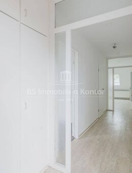 Großzügige 3-Zimmer-Wohnung mit Balkon in ruhiger zentraler Lage von Leer - Leer (Ostfriesland)