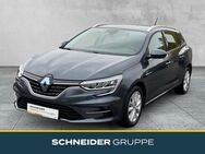 Renault Megane, TCe 140 Grandtour, Jahr 2022 - Oederan