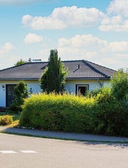 Platz für Familie & Pool - Großer Garten - Engen