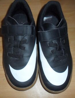 Nike Snaecker Gr 33 - Neunkirchen Zentrum
