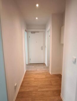 *Vier Zimmer*Balkon*Wannenbad*alles neu* - Merseburg