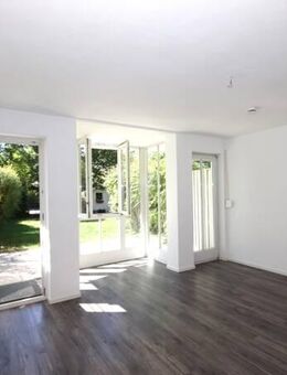 Charmante 1 Zimmer-Wohnung mit Privatgarten in wunderschöner Lage in Waldtruderting - München