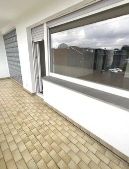 Große 3 Zimmerwohnung mit Balkon - Recklinghausen