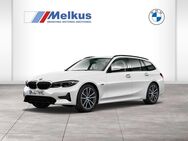 BMW 330, e xDrive Sport Line, Jahr 2022 - Dresden