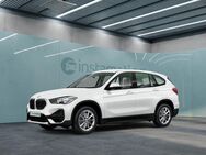 BMW X1, sDrive18i, Jahr 2021 - München