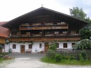 stilvoll wohnen in denkmalgeschützten Bauernhaus - Osterhofen