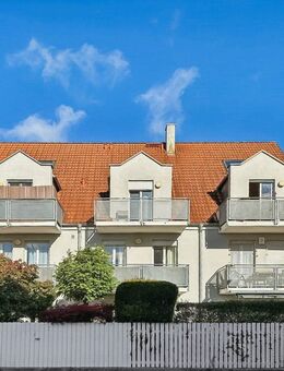 Attraktive, vermietete 3-Zimmer-Dachgeschosswohnung in zentraler Lage Nähe S-Bahnhof Neufahrn - Neufahrn (Freising)