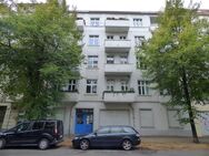 "Kapitalanleger aufgepasst" - Vermietete Wohnung nahe dem Boxhagener Platz***Laminatfußboden***Wannenbad*** - Berlin