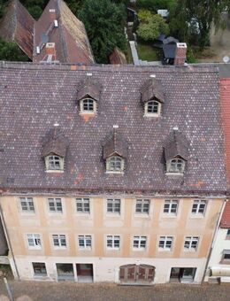 EIN ZUHAUSE MIT GESCHICHTE // Repräsentatives Wohn- und Geschäftshaus mit idyllischem Garten - Borna