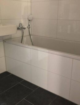 2-Raum-Wohnung Erstbezug nach Sanierung mit Balkon - Ebersbach-Neugersdorf