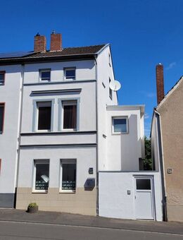 saniertes kleines 5-Zimmer-Stadthaus - bezugsfertig - Bonn