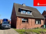 Teilmodernisiertes und gemütliches Haus auf großem Grundstück - Glückstadt