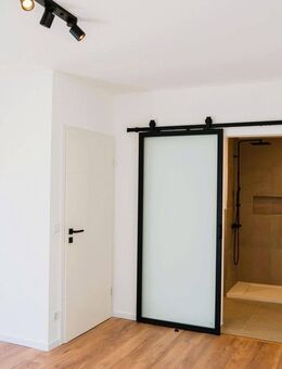 * 2-Zimmer Bruchköbel - frisch renoviert, modern, von privat * - Bruchköbel