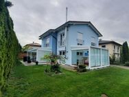 Einzigartiges Einfamilienhaus zur Miete mit traumhaftem Garten und Wintergärten - Heidenheim (Brenz)