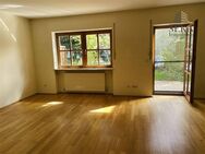 Reihenmittelhaus in guter Lage - Wohnen auf drei Etagen mit Garage & Stellplatz - Deggendorf