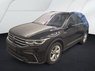 VW Tiguan, 2.0 TSI R-Line Harmann, Jahr 2022 - Wackersdorf