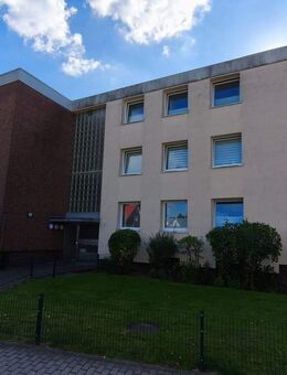 Helle 2,5-Zimmer-Wohnung mit Balkon in ruhiger Stadtlage von Uetersen - Uetersen