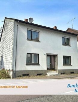 Sympathisches Einfamilienhaus mit großem Garten, Garage und Carport in Gersheim-Bliesdalheim - Gersheim