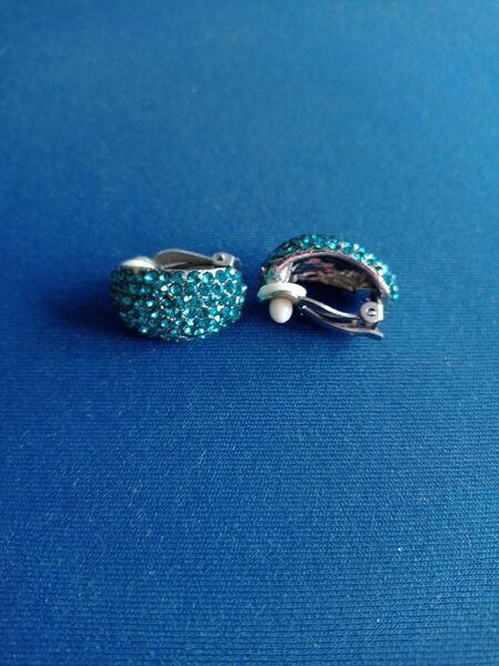 Modeschmuck neu zu verkaufen in Berlin Buckow. Kein Versand - Berlin Neukölln