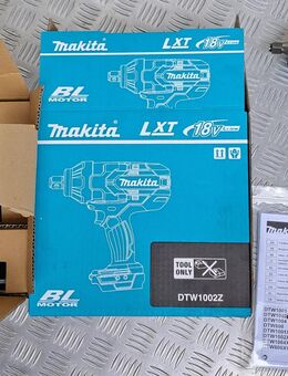 Makita Akku-Schlagschrauber DTW1002 1/2" 18V + Power Source-Kit Li 18V / 5,0Ah, 2 Akkus 1850B und Schnellladegerät - neu unbenutz - - Erfurt