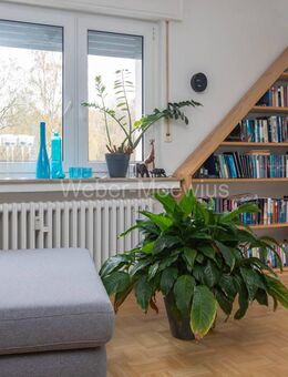 Gepflegtes 2-Familienhaus mit Einliegerwohnung, Garten, Garagen etc. - Bonn