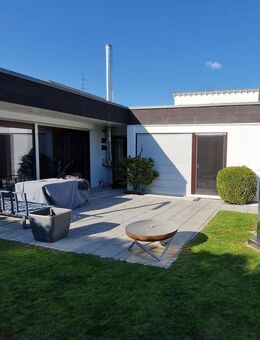Exclusiver Bungalow mit schönem Garten - Herrenberg