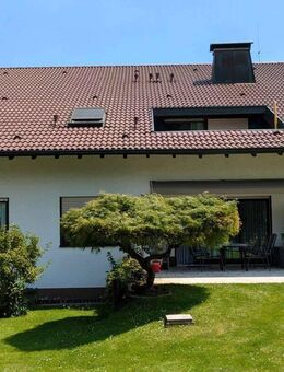 Traumhaus mit zwei aufgeteilten Wohnbereichen und großzügigem Garten in Iffezheim - Iffezheim