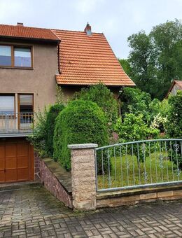 Gepflegtes Einfamilienhaus mit Garten und zusätzlichem großen Nutzgarten - Eschenbergen