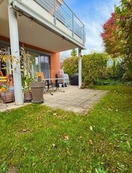 Schöne 4-Zimmer-Terrassenwohnung mit Garten, EBK und TG-Stellplatz in ruhiger Lage von Zirndorf - Zirndorf