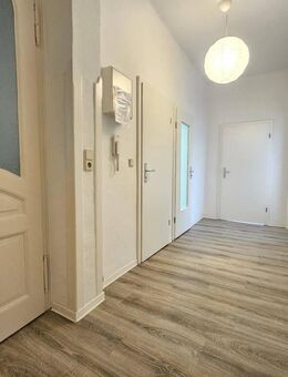 Komplett renovierte 3-Zimmer -CASHBACK-1 Monat mietfrei- - Chemnitz