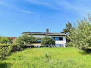 *PREISREDUZIERUNG* Haus in Traumlage... ruhig, sonnig, grün und ein unverbauter Blick ins Maintal, Grund 1.724m²! - Ebelsbach