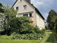 vermietete Dachgeschosswohnung mit Einzelgarage und Gartenmitbenutzung - Leverkusen