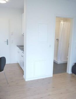 Modernes, möbliertes Zimmer mit Terrasse - Aschaffenburg