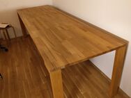 Großer maßgefertigter Tisch aus Massivholz (H:75cm, B:80cm, L:260cm) für vielfältige Nutzung (Schreibtisch, Basteltisch, ...) - München
