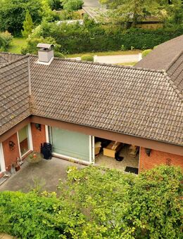 Im Auftrag: Ferien- und Wochenendresidenz in Lindhöft - 5 Minuten zum Ostseestrand mit viel Platz, großem Garten und 2 Garagen - Noer