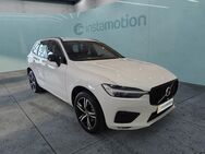 Volvo XC60, R Design AWD, Jahr 2021 - München