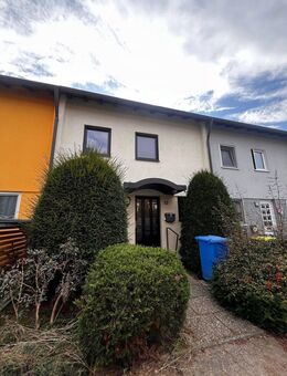 Attraktives Reihenmittelhaus im Nordosten Nürnbergs! - Nürnberg