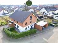 Exklusives Wohnen in ruhiger Ortsrandlage - Neuwertige Doppelhaushälfte mit luxuriöser Ausstattung - Kehl