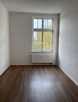 Leipzig Leutzsch-großzügige 2 Zimmer Wohnung mit Wohnküche - Leipzig