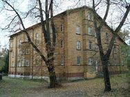 unsanierte 4 Raumwohnung mit eigenem Garten in Lauchhammer zu vermieten - Lauchhammer