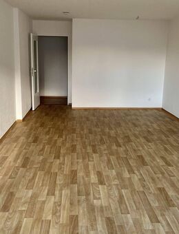 Kapitalanleger Aufgepasst: 2-Zimmer-Wohnung mit 65m² in Bahnhofsnähe - Asperg