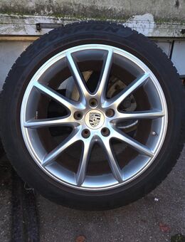 Porsche Cayenne 20 zoll orginal felgen mit winterreifen - Wiesbaden