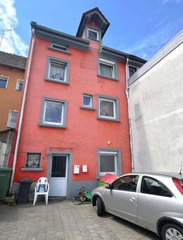 Viel Platz zum Leben und Entfalten: Einfamilienhaus im Herzen von Meßkirch - Meßkirch